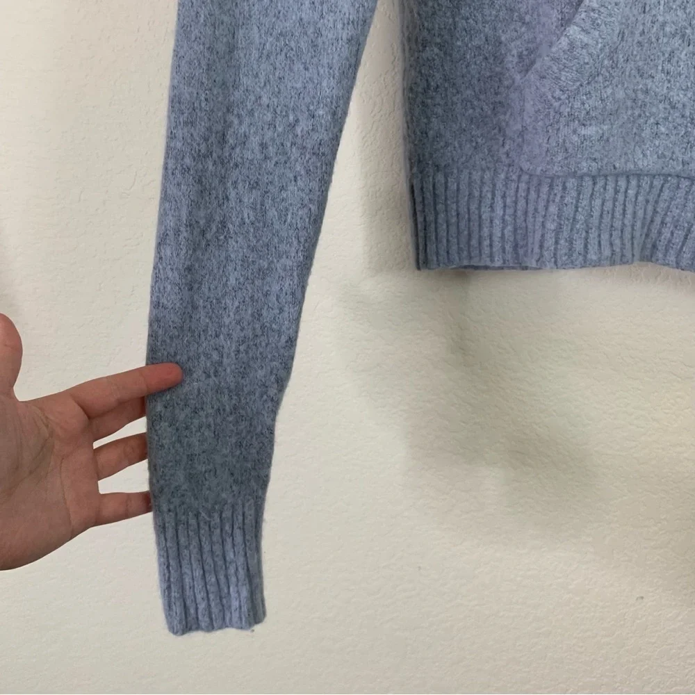 Alo Yoga New Class cashmere hoodie sweatshirt Celestial Blue XS